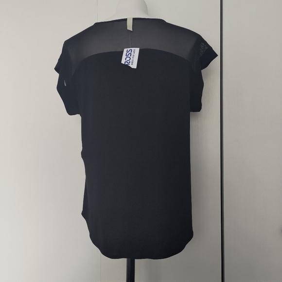 Rhinestone Detail V Neck Short Sleeve Top sz XL - Picture 5 of 7